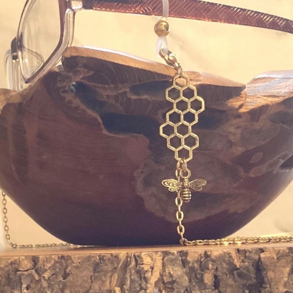 Honeycomb Bee Eyeglass Chain Whimsical Readers Holder Gold or Silver 27" Long - Picture 4 of 10